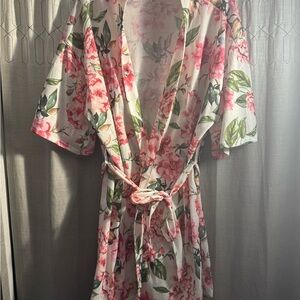 Show Me Your MuMu Pink and Green Floral Kimono Robe